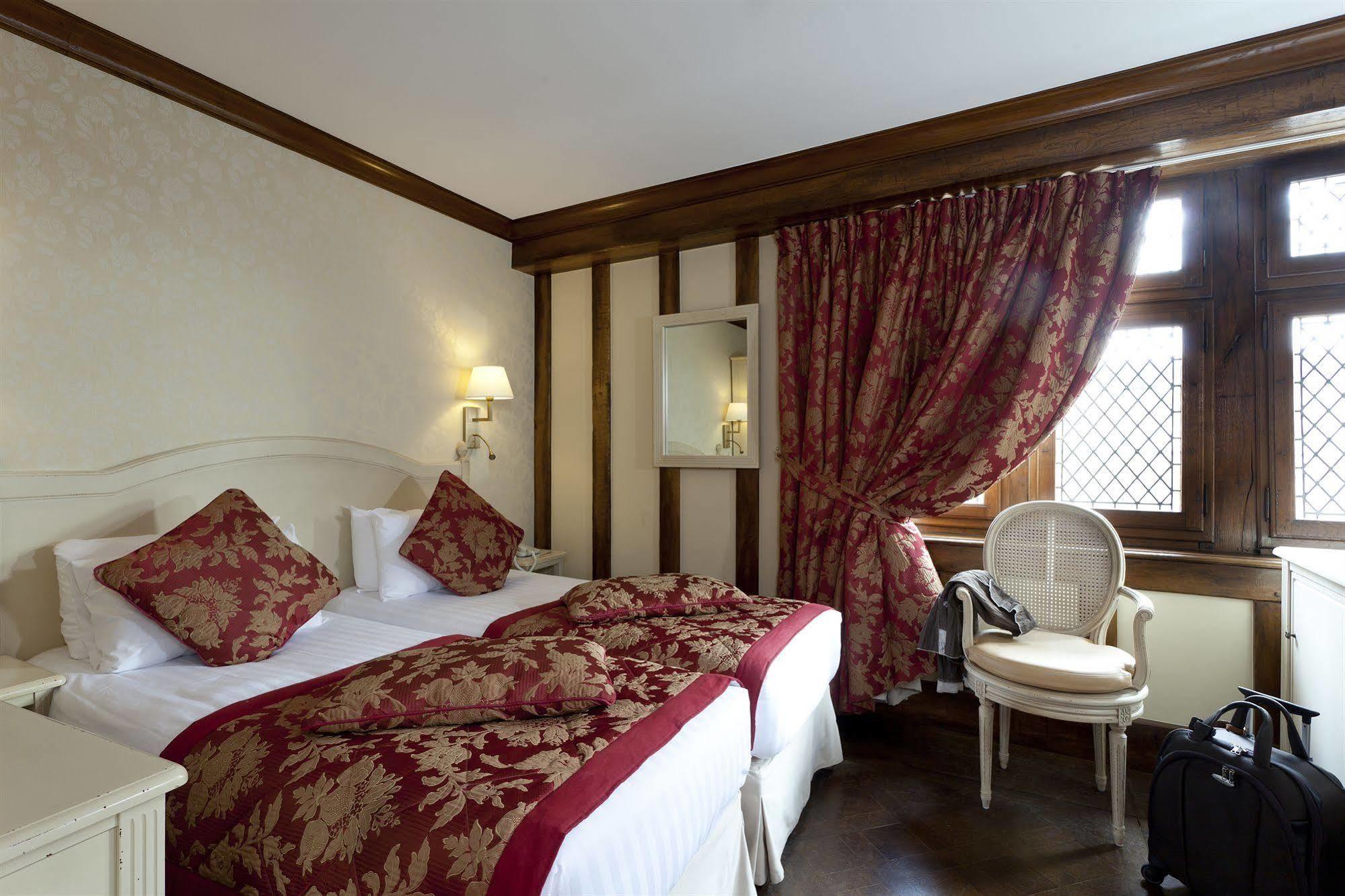 Auberge Saint Pierre Mont-Saint-Michel Ngoại thất bức ảnh