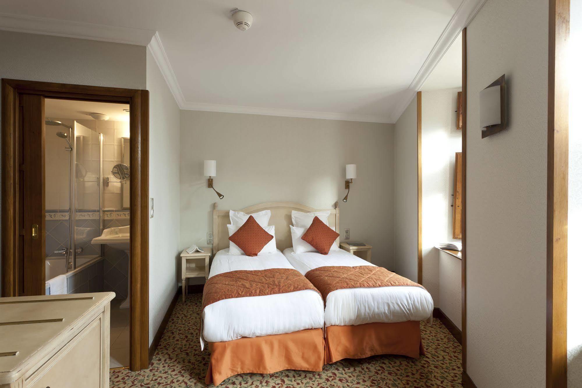Auberge Saint Pierre Mont-Saint-Michel Ngoại thất bức ảnh